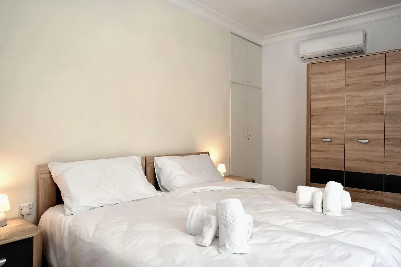 2 Bedroom, Central And Spacious Apartment With Sea View - 2 ムサイダ