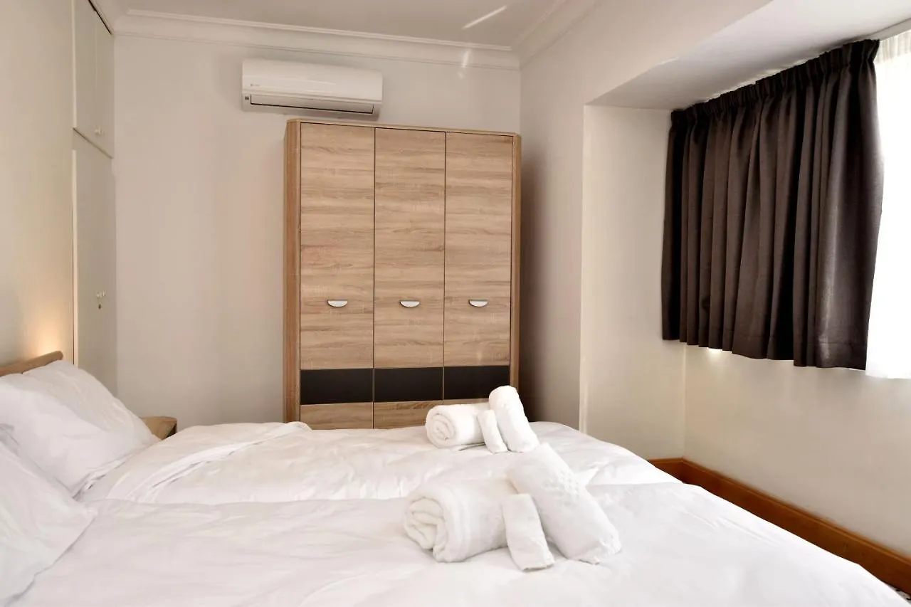 2 Bedroom, Central And Spacious Apartment With Sea View - 2 ムサイダ